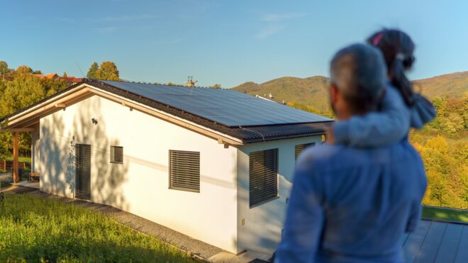 Energy-Efficient Roofs: Save Money and Stay Cool